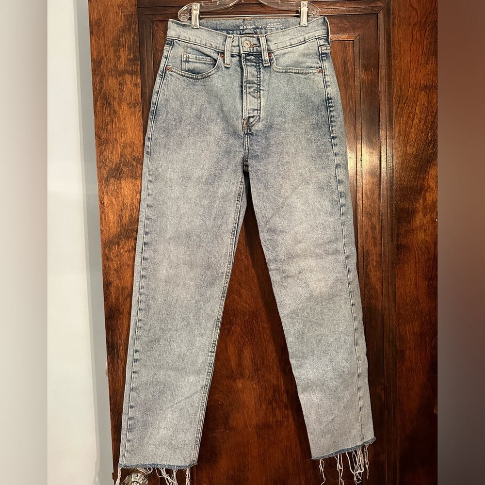 old navy extra high rise straight leg light wash jeans